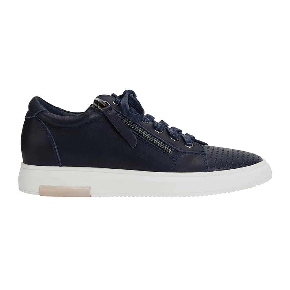 Carson Sneaker in Navy Leather