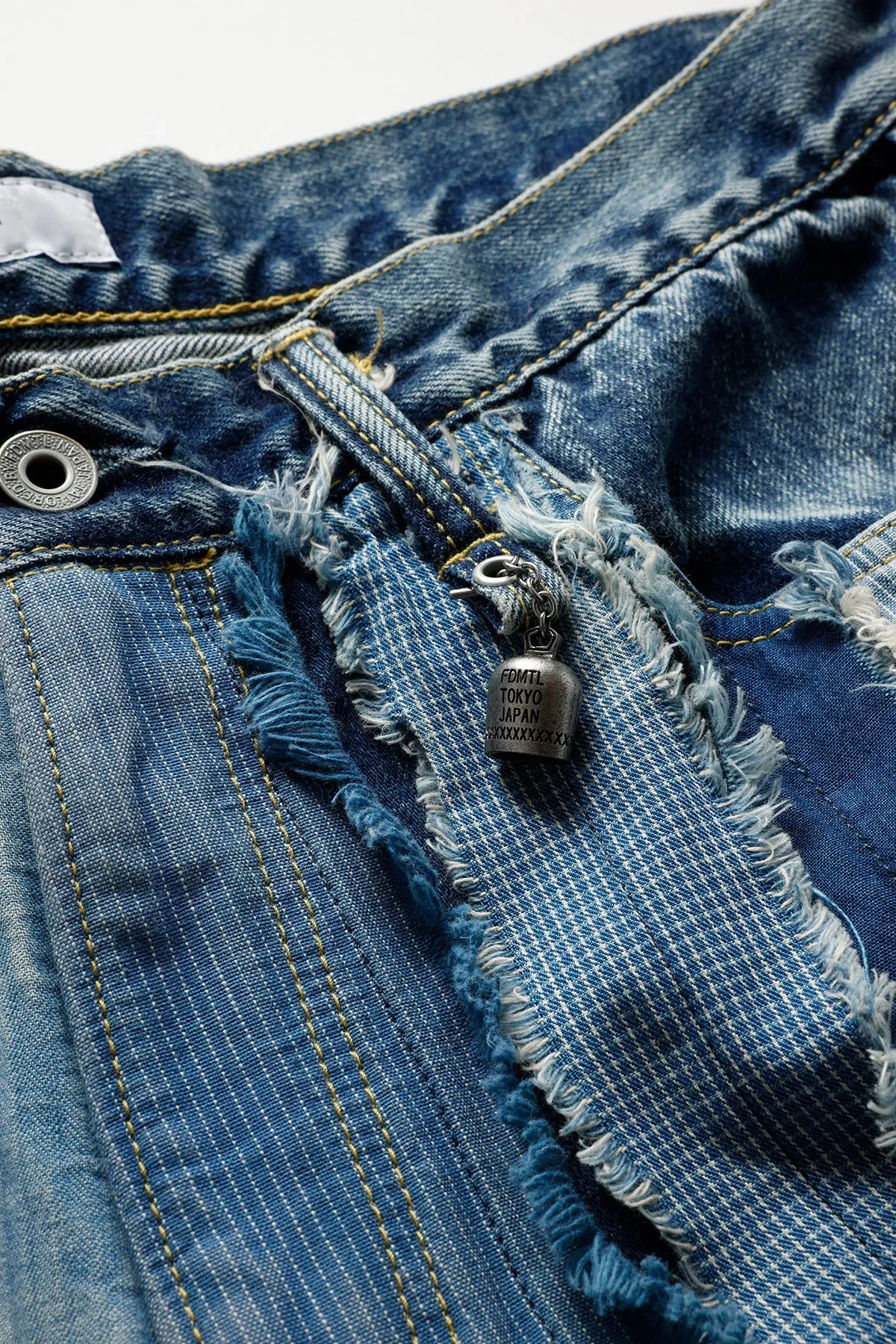 CLASSIC STRAIGHT DENIM CS110