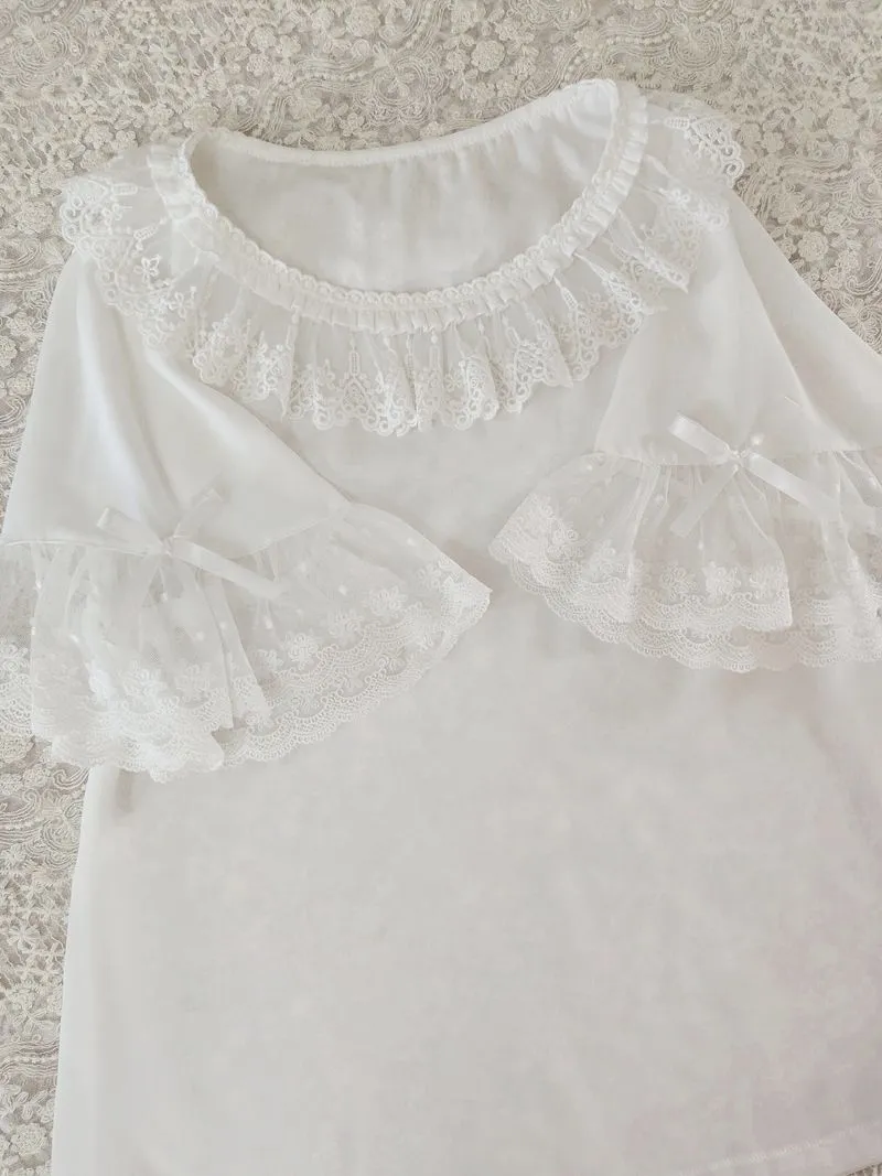 Doll Collar Lace Blouse With Butterfly Sleeves