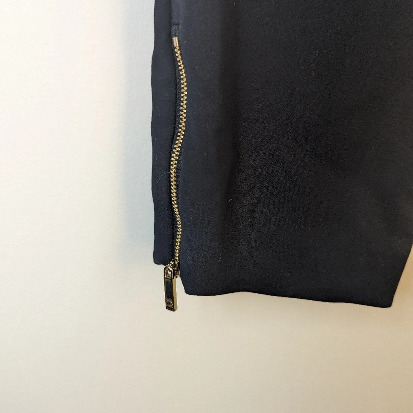 Ivanka Trump Black Cropped Capris Pants - 4