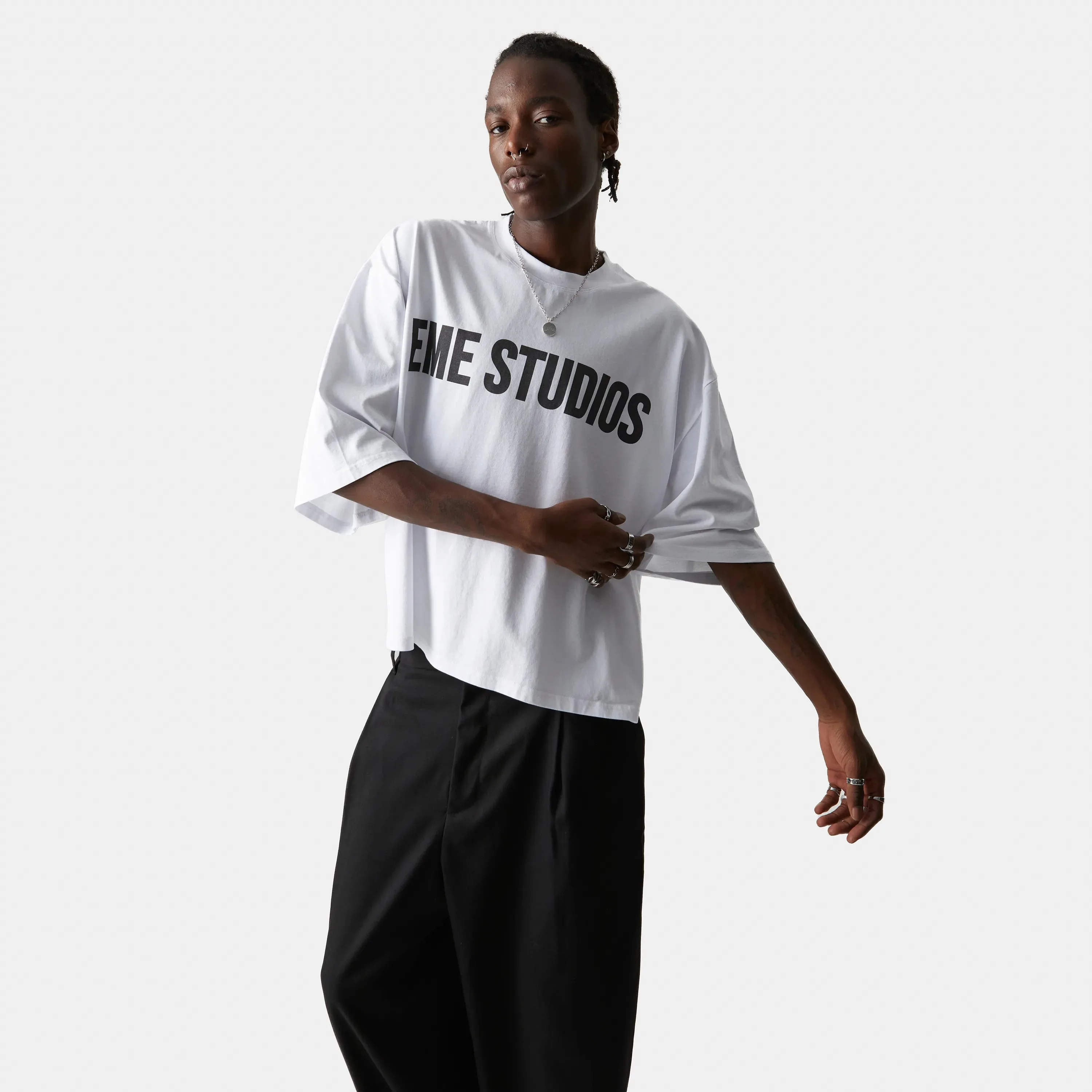 Logo Pearl Cropped Boxy Tee