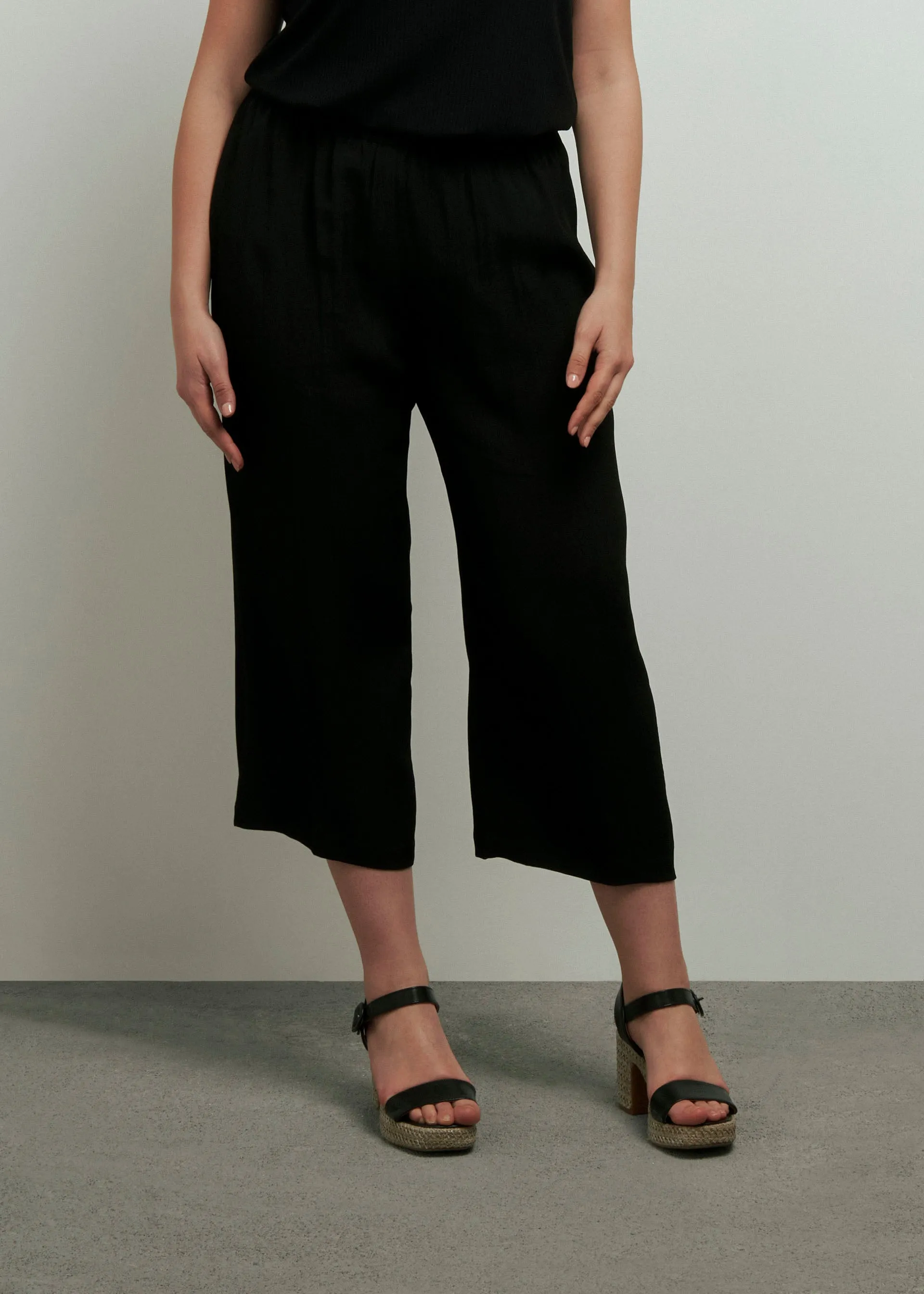 Pantaloni cropped
