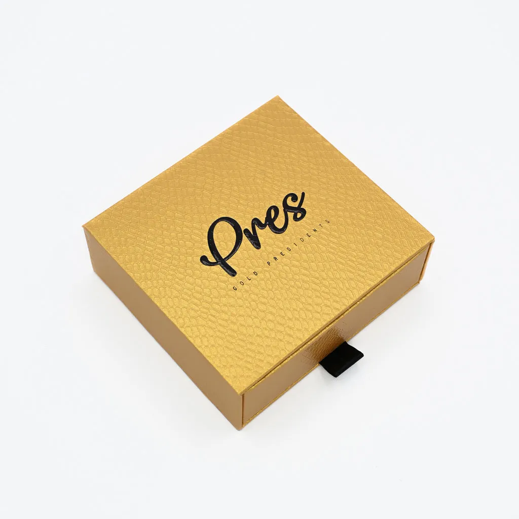 Womens Custom Gold Name Necklace with Hearts